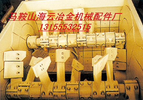揚(yáng)州柳工JS1000、天地重工雙臥軸攪拌機(jī)中拌葉、兩端襯板價(jià)格